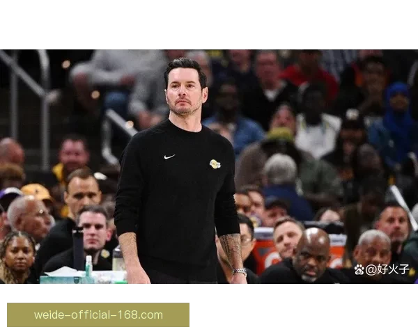 雷迪克称球队防守不断提升 队员积极适应角色定位 雷迪克称球队防守不断提升 队员积极适应角色定位